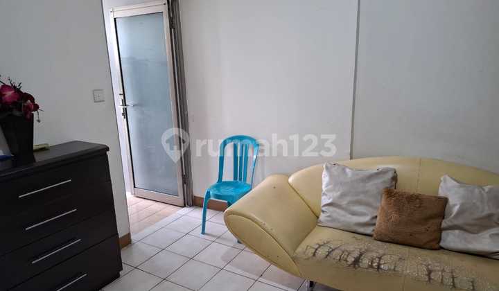 Apartment 2 BR Bagus Furnished Royal Jakarta Barat 2