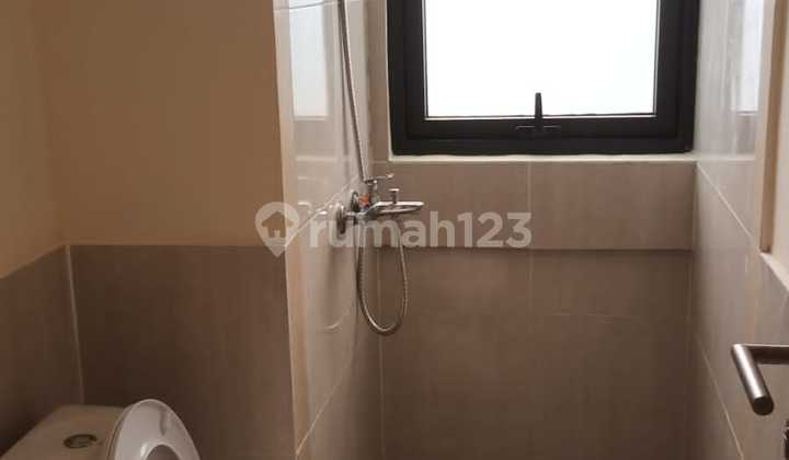 4 BR Nice Apartment Unfurnished Cikarang