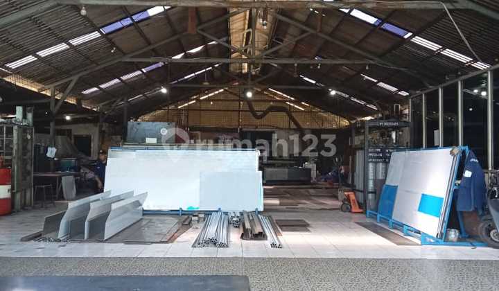 Good Warehouse 800 m2 SHM Cipondoh, Tangerang