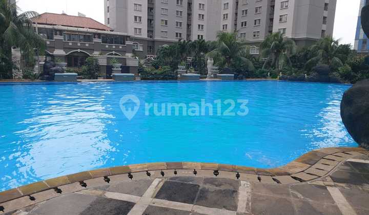 2 BR Apartment Furnished Royal Jakarta Barat 2 BR Apartment Furnished Royal Jakarta Barat