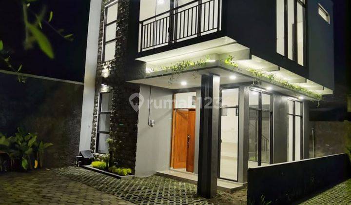 Rumah Minimalis 2 Lantai Di Timur Jogja Bay Jalan Tajem Maguwoharjo Depok Sleman 2