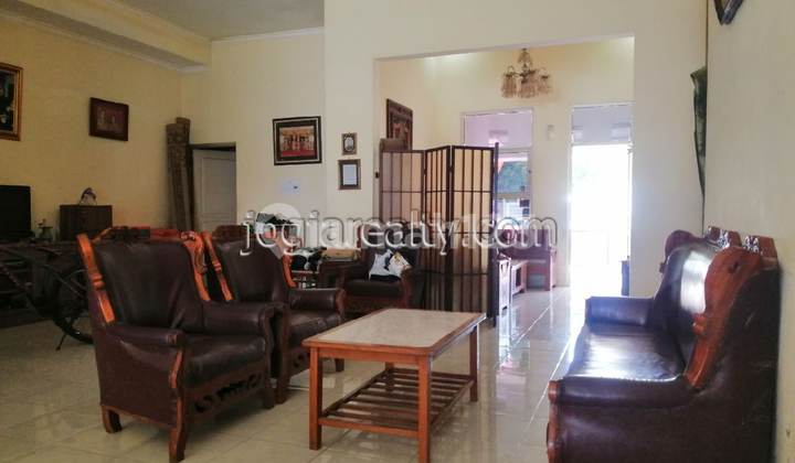 Rumah Dijual Nologaten Dekat Ambarrukmo Plaza Mall 5