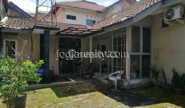 Rumah Dijual Nologaten Dekat Ambarrukmo Plaza Mall 14