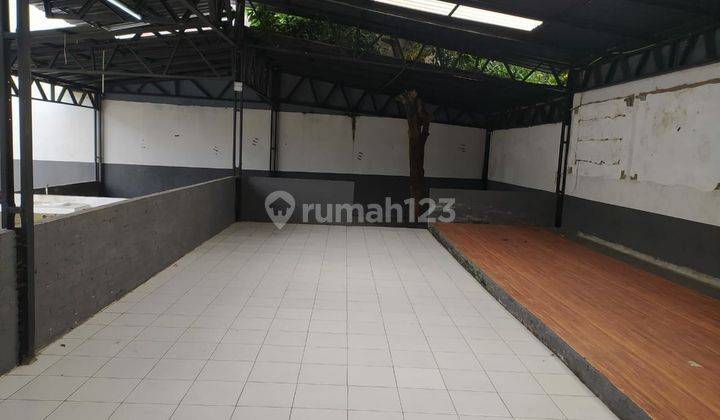 Ruang Usaha Disewakan Ngaglik Dekat Indomaret Jl. Damai 5