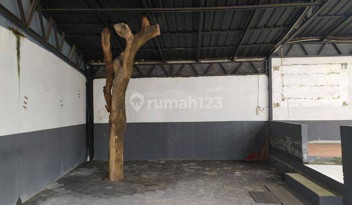 Ruang Usaha Disewakan Ngaglik Dekat Indomaret Jl. Damai 11
