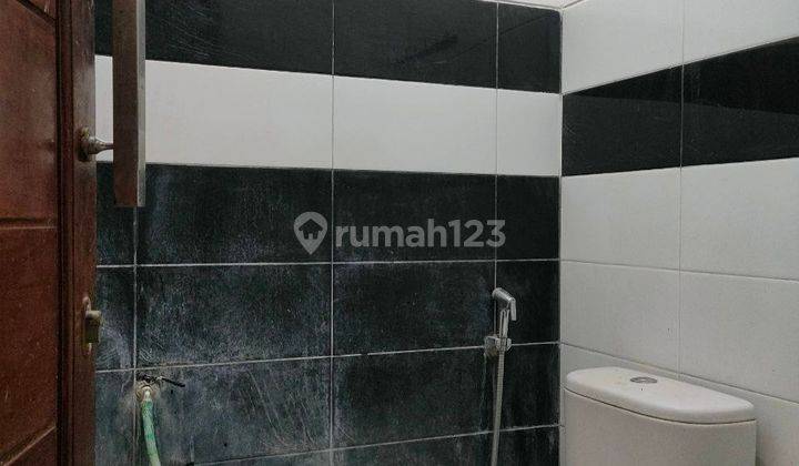 Rumah Disewakan Mantrijeron Dekat Masjid Jogokaryan 11