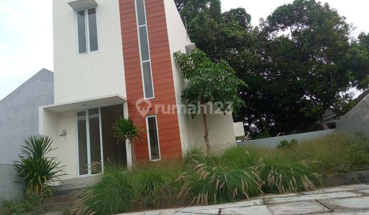 Rumah Mewah 2 Lantai di Timur Jogja Bay Maguwoharjo Depok Sleman 2