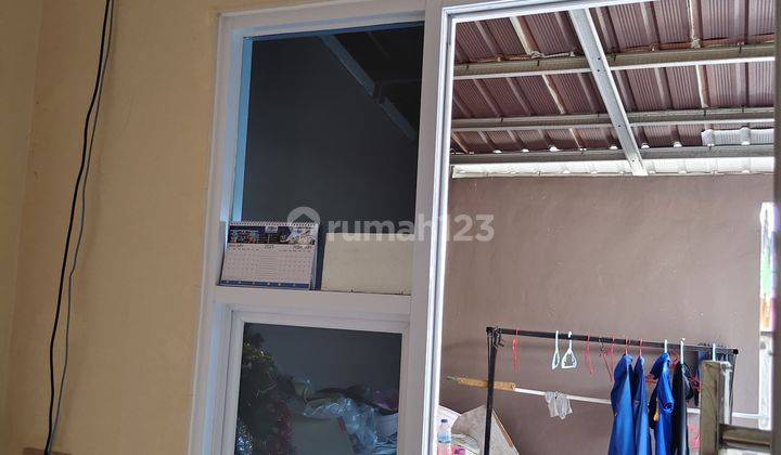 Rumah 4 Kamar Tidur Bagus SHM Duta Bandara Permai, Tangerang 1