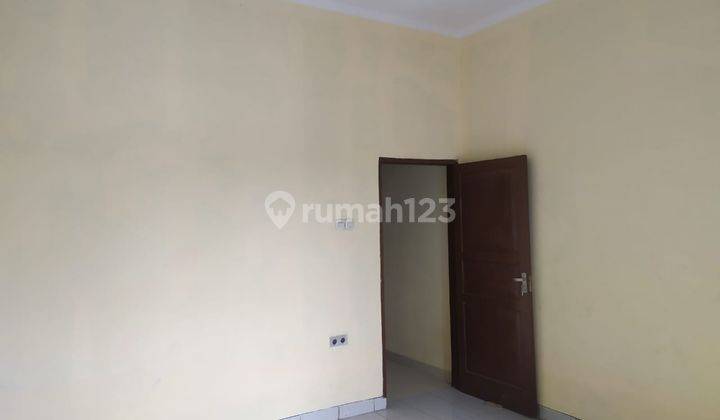 Nego sampai deal Rumah 3 Lantai SHM di Jl Lindung, Jakarta Utara 1