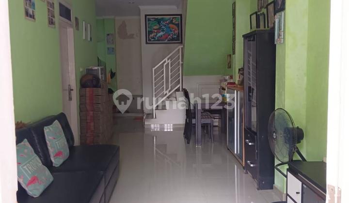 Rumah 2 Lantai Hadap Selatan SHM di Dadap, Tangerang