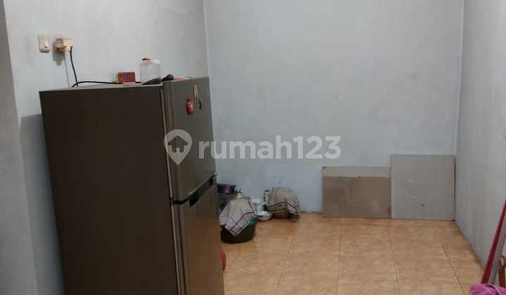 Quick Sale! Cheap House with SHM in Villa Taman Bandara, Tangerang. 2