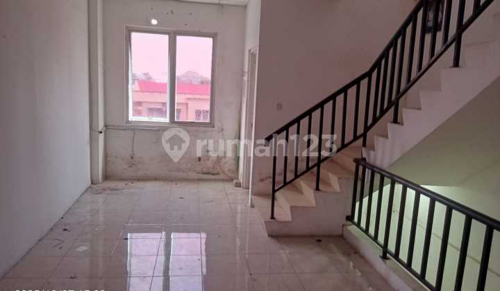 Ruko Rapi 3 Lantai Siap Pakai di Ciledug Mas Tangerang Ruko Rapi 3 Lantai Siap Pakai di Ciledug Mas Tangerang