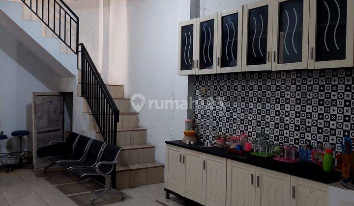 Rumah 2 Lantai Bagus di Duta Garden, Tangerang 1