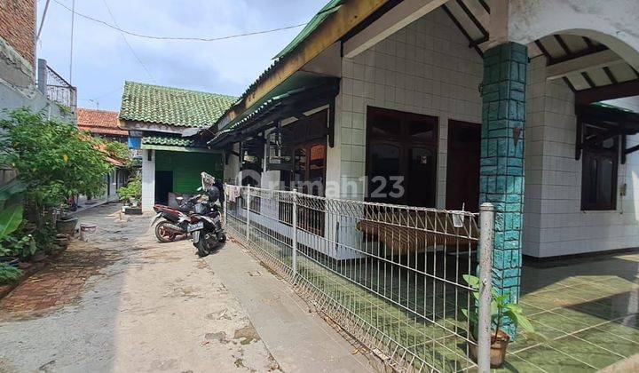 Rumah Pinggir Jalan Dekat Pasar Induk Cibitung Bekasi  2