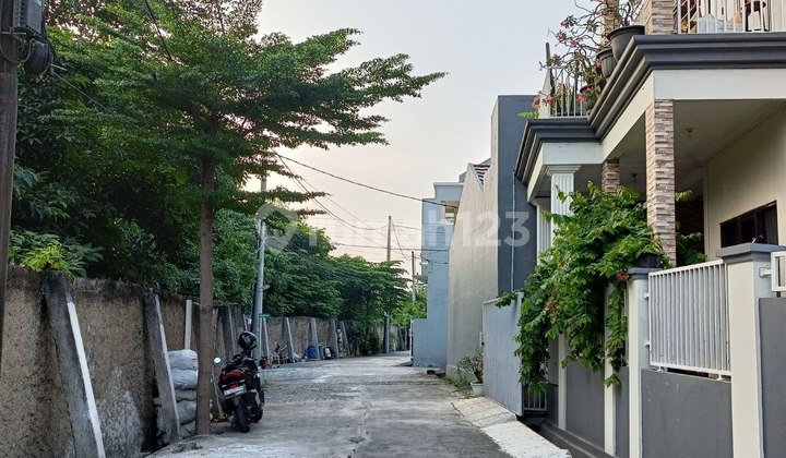 Rumah Hook Furnish Dalam Perumahan Bintara Jaya Bekasi 2