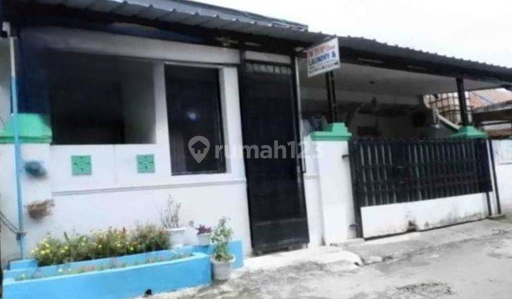 Rumah Secondary Dalam Komplek Perumahan Besar Di Jati Mekar 1