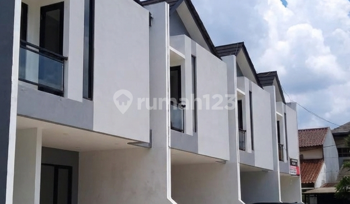 New House for Sale in Galaxy, Strategic Location. New House for Sale in Galaxy, Strategic Location.