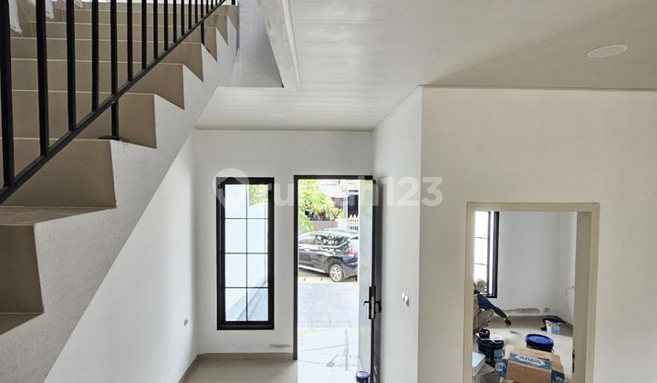 New 2-Story House Ready for Occupancy in Cipinang 2