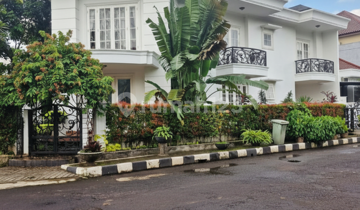 Rumah Mewah 2 Lantai Serasa Hotel di Cikunir