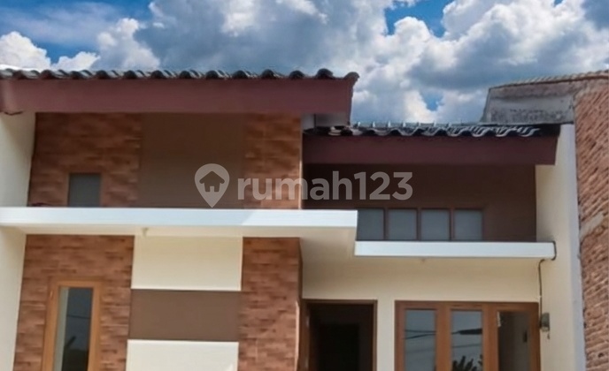 Rumah Baru Siap Huni di Jatibening Bonus Canopy Rumah Baru Siap Huni di Jatibening Bonus Canopy