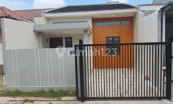 Rumah Siap Huni di Duta Harapan Dekat Stasiun Bekasi. 1