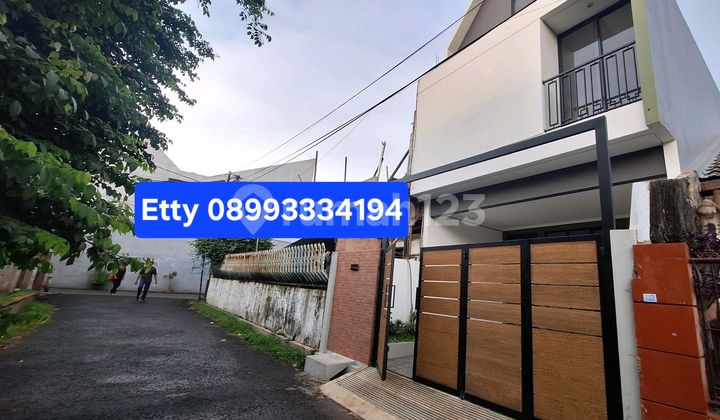 Murah Rumah Scandinavian 1 M An Dt Sekolah2 & Mall Jakarta Timur  2