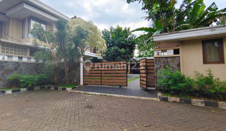 Dijual Rumah SWIMMING POOL komplek ELIT PEJATEN JAKARTA SEL Etty  2