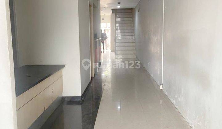 RUKO MURAH STRATEGIS u.USAHA KANTOR di Jalan Raya Jati Asih Etty 4