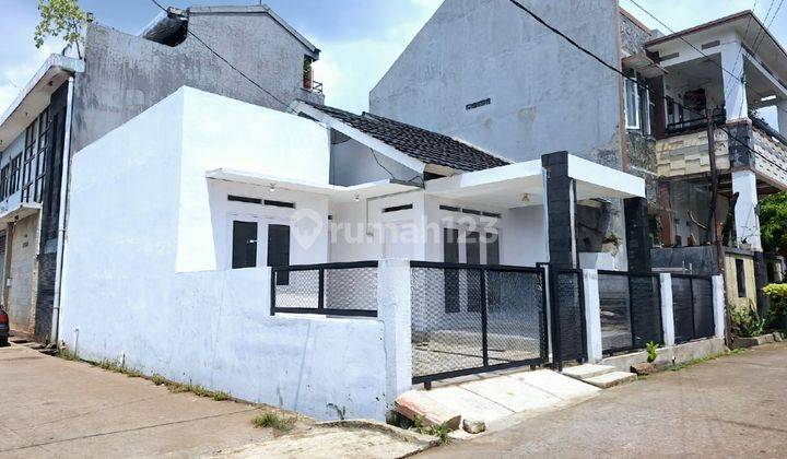 Rumah Baru Murah 125m-700jtandkt Ke Tol Jati Warna, Etty 1