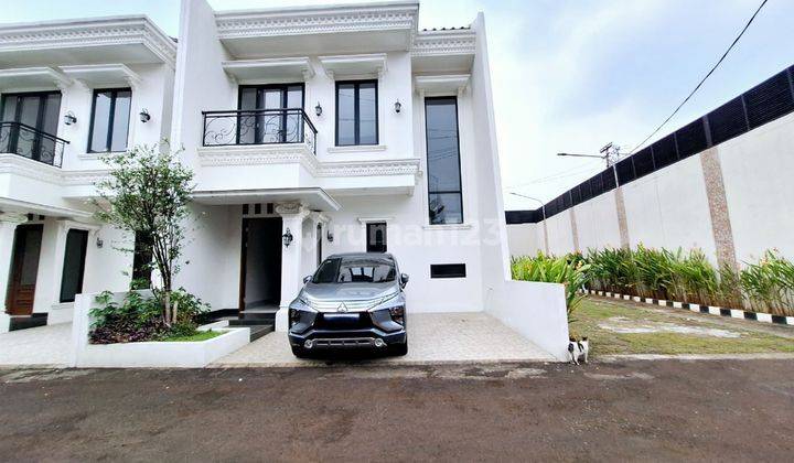 Rumah Baru MEWAH Cluster pinggir jalan raya sebrang Jakarta Timur 2