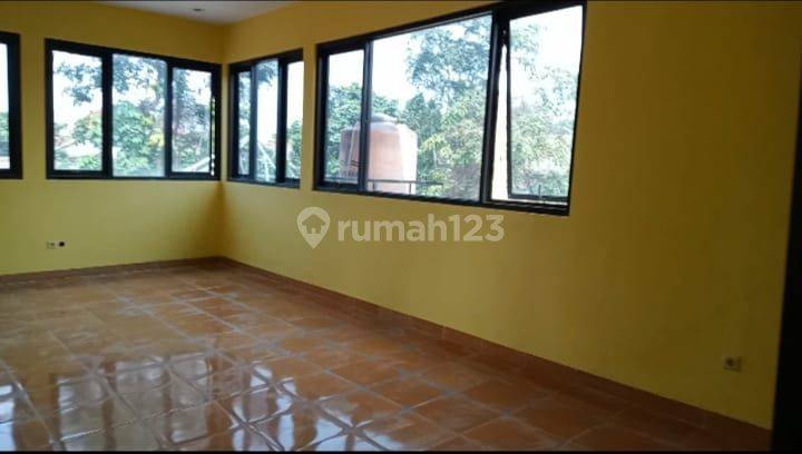 Murah Rumah 2lt Luas Kokoh Furnish Halaman Luas Dkt Ke Tol , Etty 2