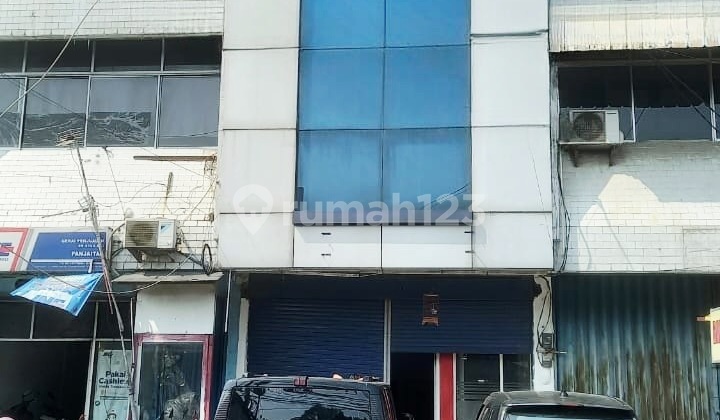 Ruko Murah 3 Lt Lb 350 Hny 3 Mn Strategis di Pinggir Jalan Raya Ruko Murah 3 Lt Lb 350 Hny 3 Mn Strategis di Pinggir Jalan Raya