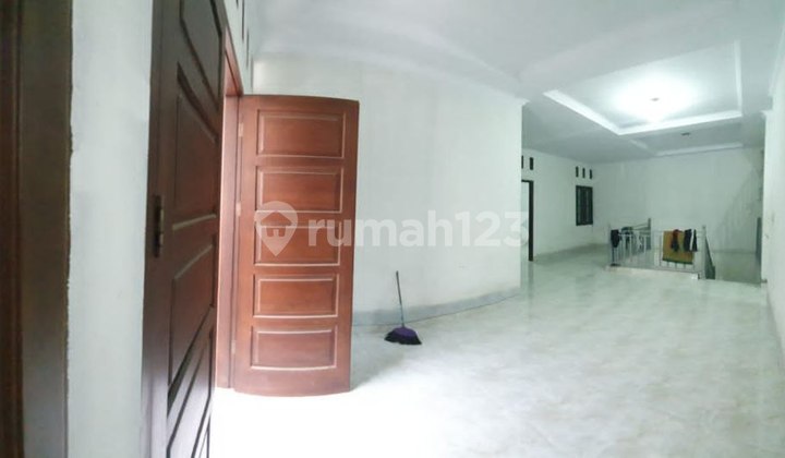 Turun Harga Murah Lb 350 Rp 2,9 M Strategis Di Duren Sawit, Etty 2