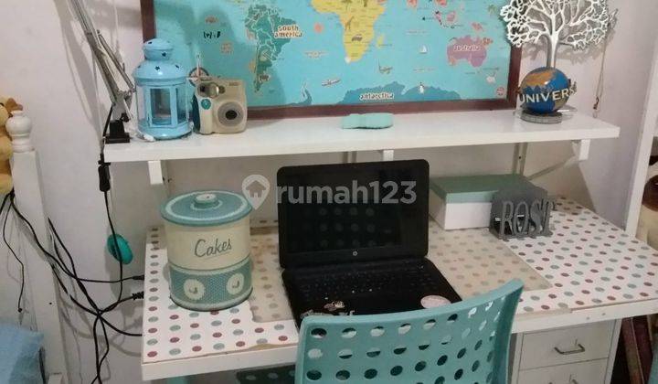 Rumah 2 Lantai Bagus Murah Luas di Antilop Jatiwaringin Bekasi 11