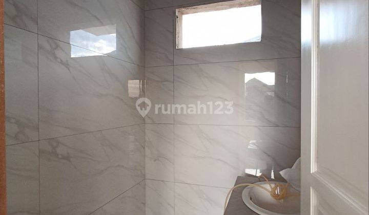 Rumah 2 Lantai Baru Murah Mewah di Gamrit Jatiwaringin Pondokgede 12