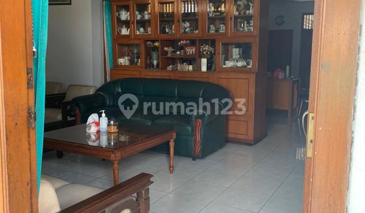 Nice Cheap 2-Story House in Karet Kuningan Setiabudi, South Jakarta 2