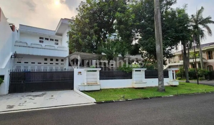 Rumah Putih 2lantai Asri Mewah Di Metro Alam Pondok Indah Jakarta Selatan