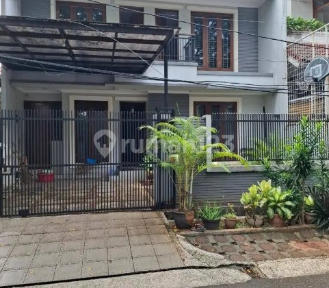 Rumah 2 Lantai Bagus Asri di Cluster Pondok Indah Jakarta Selatan