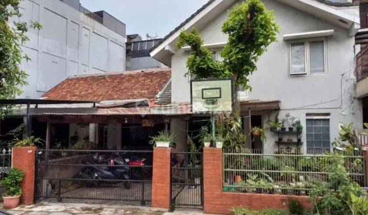 Rumah Clasik Luas Asri di Bendungan Hilir Pejompongan Jakarta Pus 1