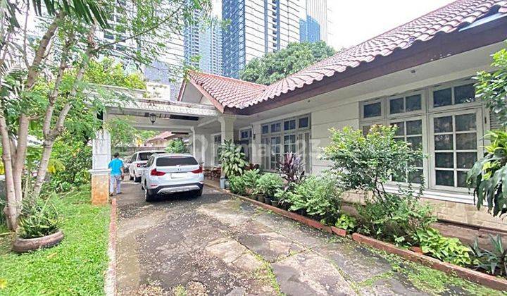 Rumah Clasik Komersil Luas Murah di Tulodong Senayan Jakarta Sel 1