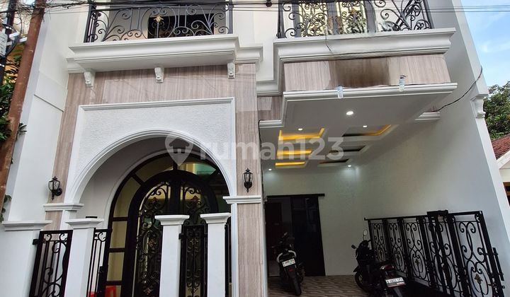 Rumah 2,5 Lantai Murah Minimalis Mewah di Jagakarsa Jakarta Sel Rumah 2,5 Lantai Murah Minimalis Mewah di Jagakarsa Jakarta Sel