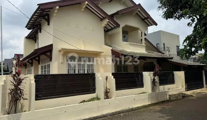 Rumah 2 Lantai Bagus Murah di Bintaro Jaya Sektor 2 Tangerang Sel