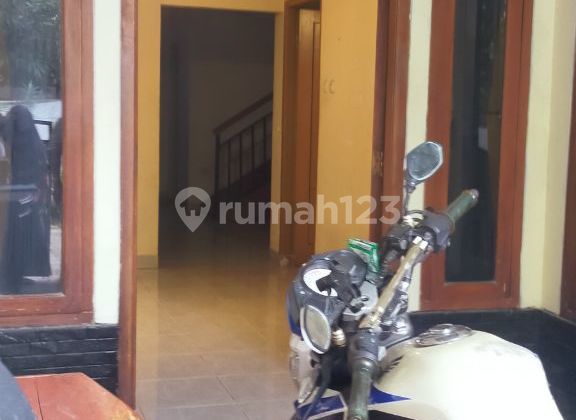 Dijual Murah Rumah 2 Lantai Dekat Stasiun Bekasi Kota  7
