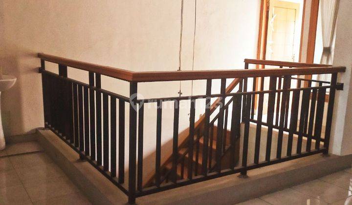 Dijual Murah Rumah 2 Lantai Dekat Stasiun Bekasi Kota  10