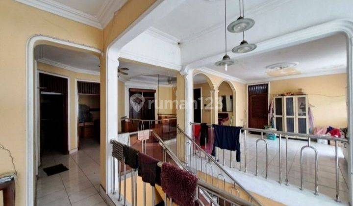 Rumah Lama Mewah Dijual Murah Harga Tanah Di Tomang Jakarta  2