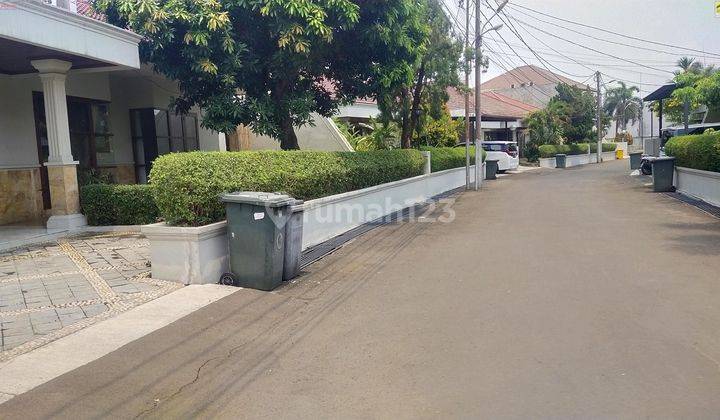 Rumah Mewah Luas Private Pool Strategis Di Cipete Jakarta  2