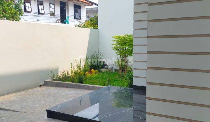 Rumah Mewah Murah Strategis Lokasi Premium Di Cipinang Jakarta  2