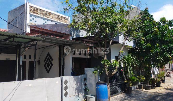 Rumah 1,5 Lantai One Gate Strategis Dekat Stasiun Bekasi Kota  2