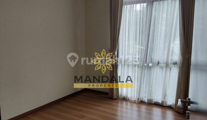 For Rent: Luxury Home with Green and Serene Atmosphere, Corner House at Navapark, BSD City