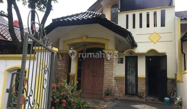 Rumah 1.5 Lantai ,asri 1